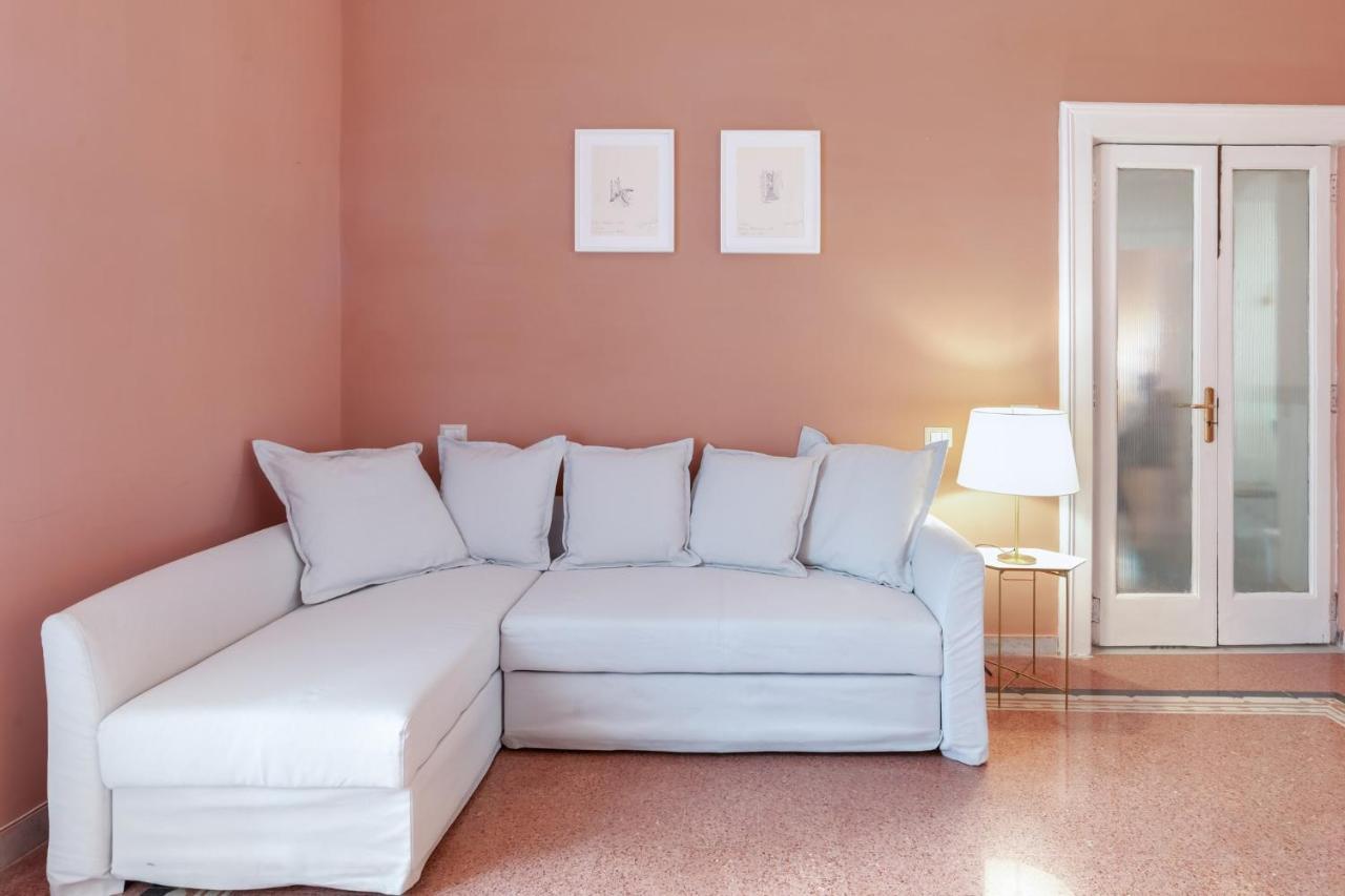 Appartement Starhost - CHEZ MAMIE à Salernes Extérieur photo
